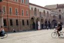 Ravenna - piazza del popolo - centro storico - bicicletta - edificio storico