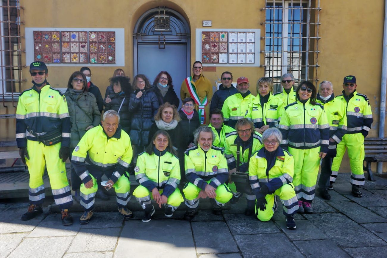 protezione civile in posa