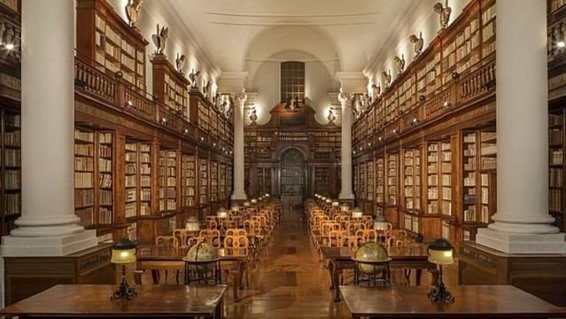 Foto: La Biblioteca Universitaria di Bologna a Palazzo Poggi - pagina FB Unibo