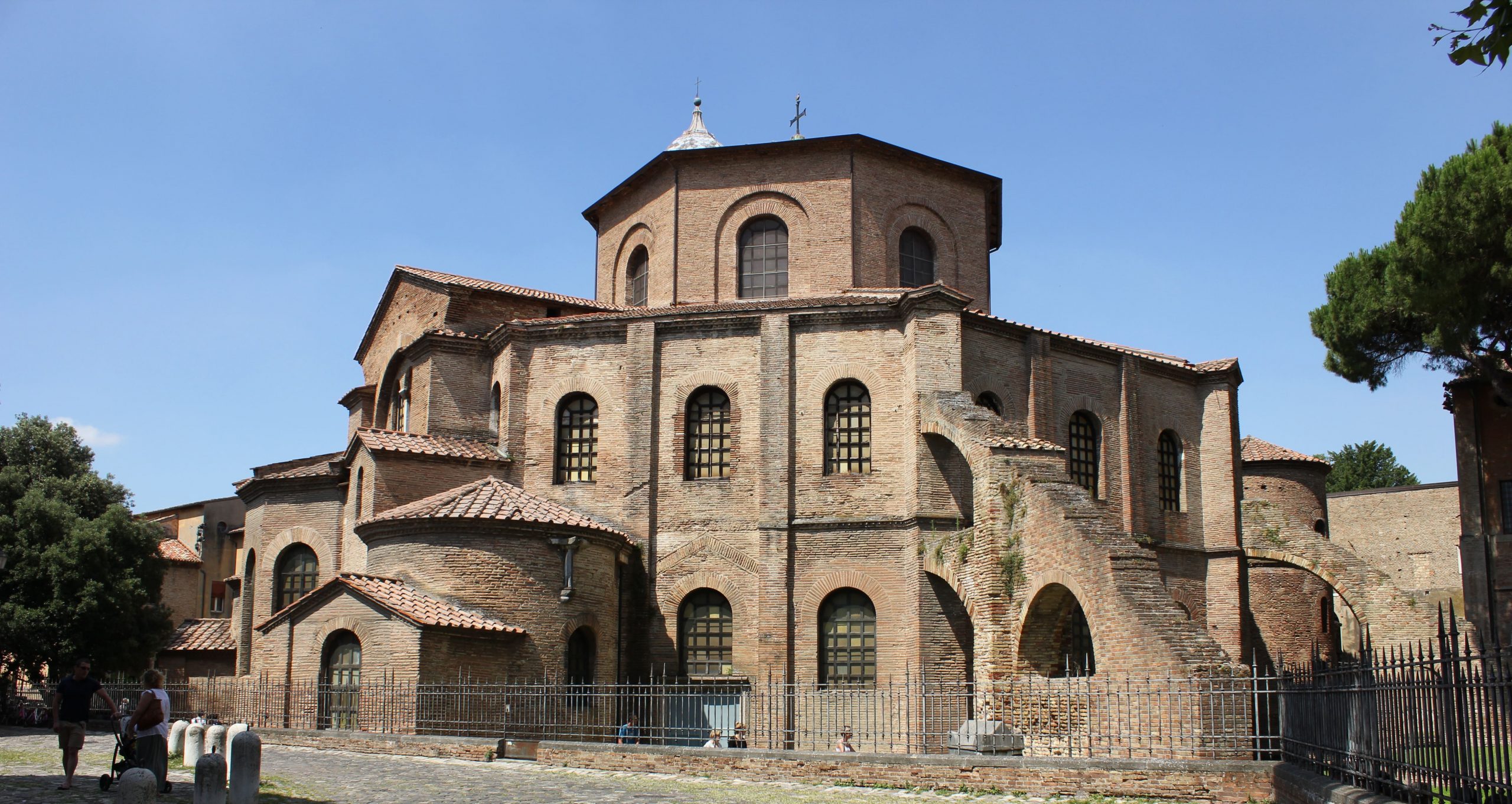 Esterno della Basilica di San Vitale