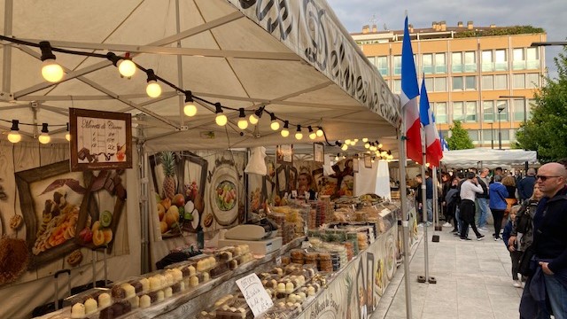 mercatino francese 1