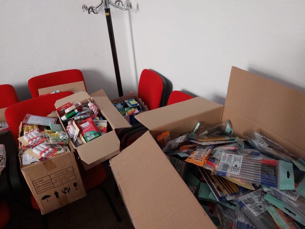 donazioni di materiale scolastico